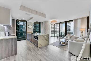 Main picture of SLS Lux