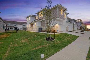 Main picture of 2012 Cora Ivy Ln