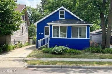 Main picture of 486 E Woodland St