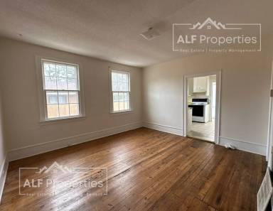 Main picture of 2607 Oxford Rd