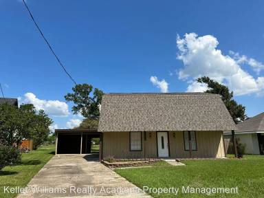 Main picture of 1310 Rue de Cypress