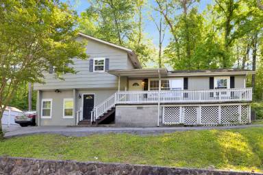 Main picture of 3456 Lamar Ave
