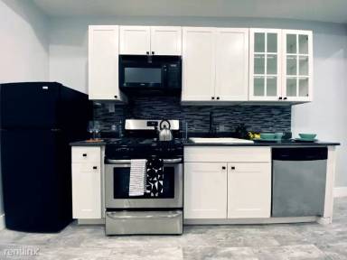 Main picture of 525 Newark Ave