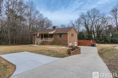 Main picture of 5012 Clearwater Lake Rd