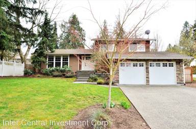 Main picture of 10609 NE 125th Pl