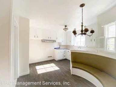 Main picture of 413 Irving Ave