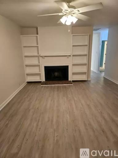 Main picture of 1020 Kings Way