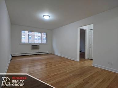 Main picture of 6211 N Kenmore Ave