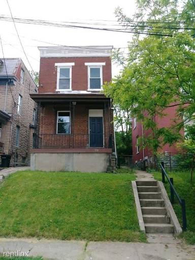 Main picture of 930 Fairbanks Ave