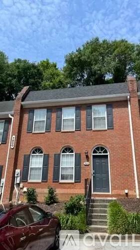 Main picture of 7804 Saint Charles Sq