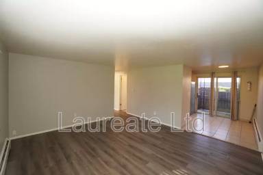 Main picture of 757 Oak St