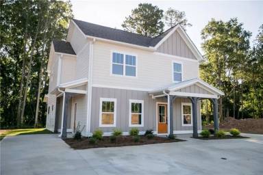 Main picture of 739 Northern Village Ct