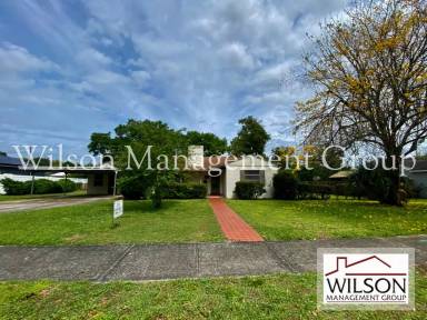 Main picture of 2461 Salisbury Blvd