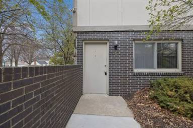 Main picture of 2920 P St