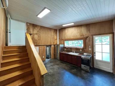 Main picture of 1279 Kenmore Pl