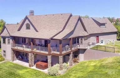 Main picture of 9757 W Lanktree Gulch Rd