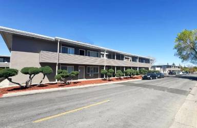 Main picture of Hillcrest Apartments