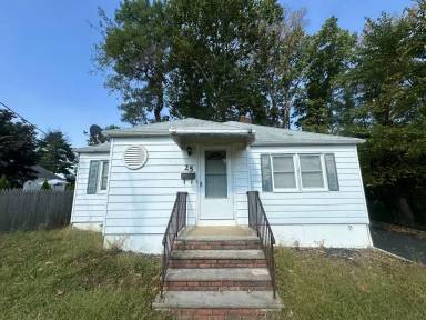 Main picture of 25 Billings St