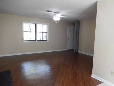 Main picture of 913 Tamarack Ave
