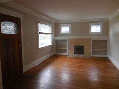 Main picture of 1625 NE 54th Ave