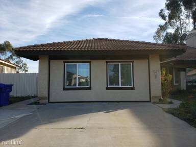 Main picture of 7779 Canyon Point Ln