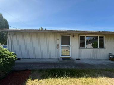 Main picture of 465 N 11th St