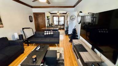 Main picture of 4207 N Linder Ave