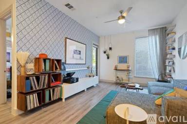 Main picture of 6000 S Congress Ave