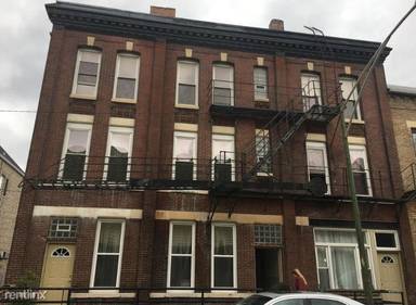 Main picture of 1410 W Blackhawk St