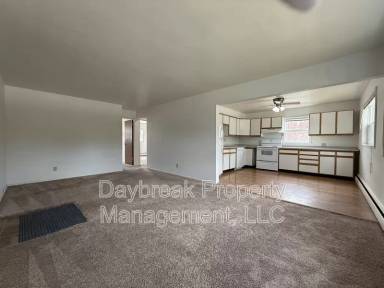 Main picture of 2907 8th St N