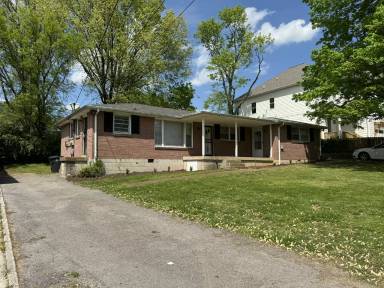 Main picture of 1917 Berkshire Dr