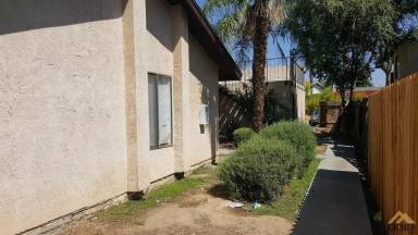 Main picture of 3009 La Costa St