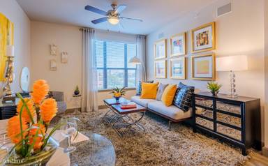Main picture of Pearl Midtown
