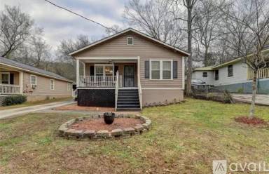 Main picture of 1420 Gault St SE