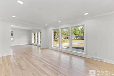 Main picture of 612 Avondale Ave