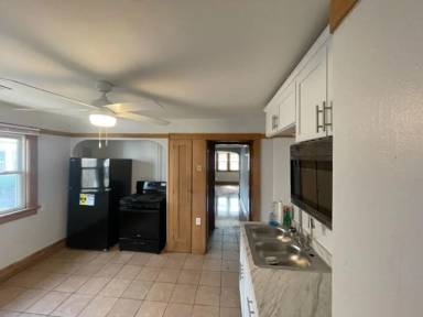 Main picture of 3130 N 45th St