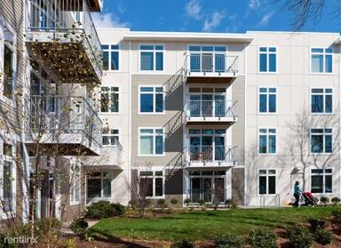 Main picture of 7 Cameron Ave