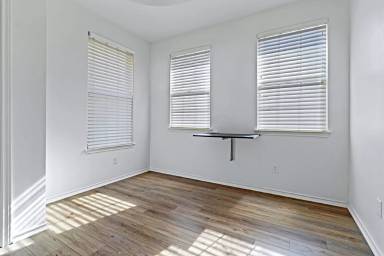 Main picture of 314 Sycamore St