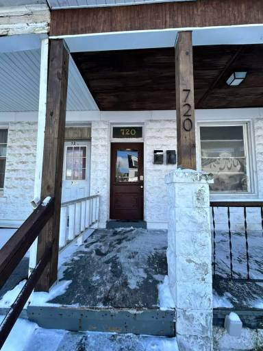 Main picture of 720 Chestnut St
