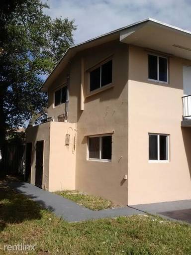 Main picture of 1254 NW 59th St
