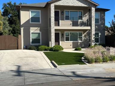 Main picture of 1579 53rd St