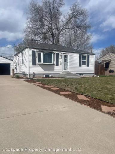 Main picture of 1853 S Hazel Ct