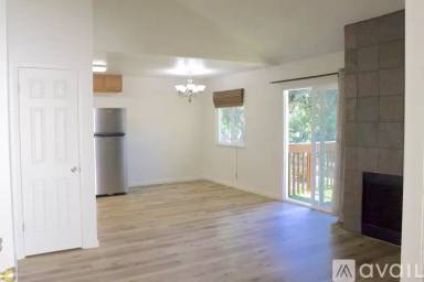 Main picture of 3415 Pennsylvania Cmn