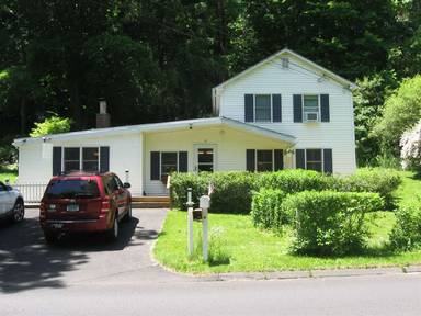 Main picture of 17 Mountainville Rd