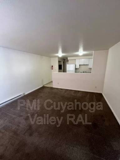 Main picture of 161 Cedar Ave