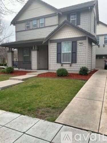 Main picture of 410 W Verano Way