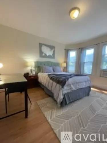 Main picture of 40 Forest St