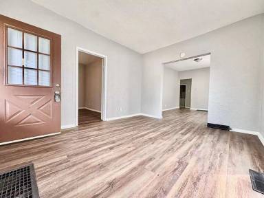 Main picture of 3312 Mishawaka Ave