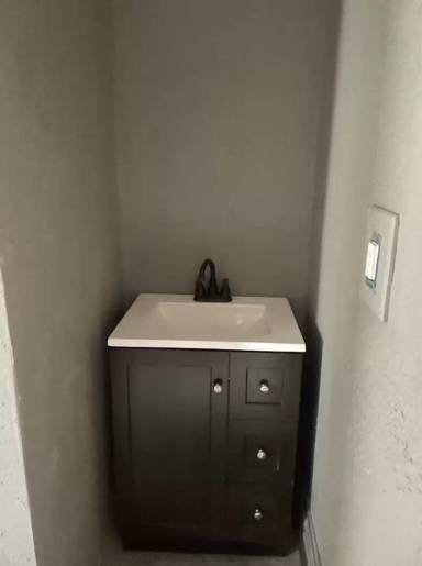 Main picture of 216 N Lynn St