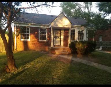 Main picture of 15336 Prevost St